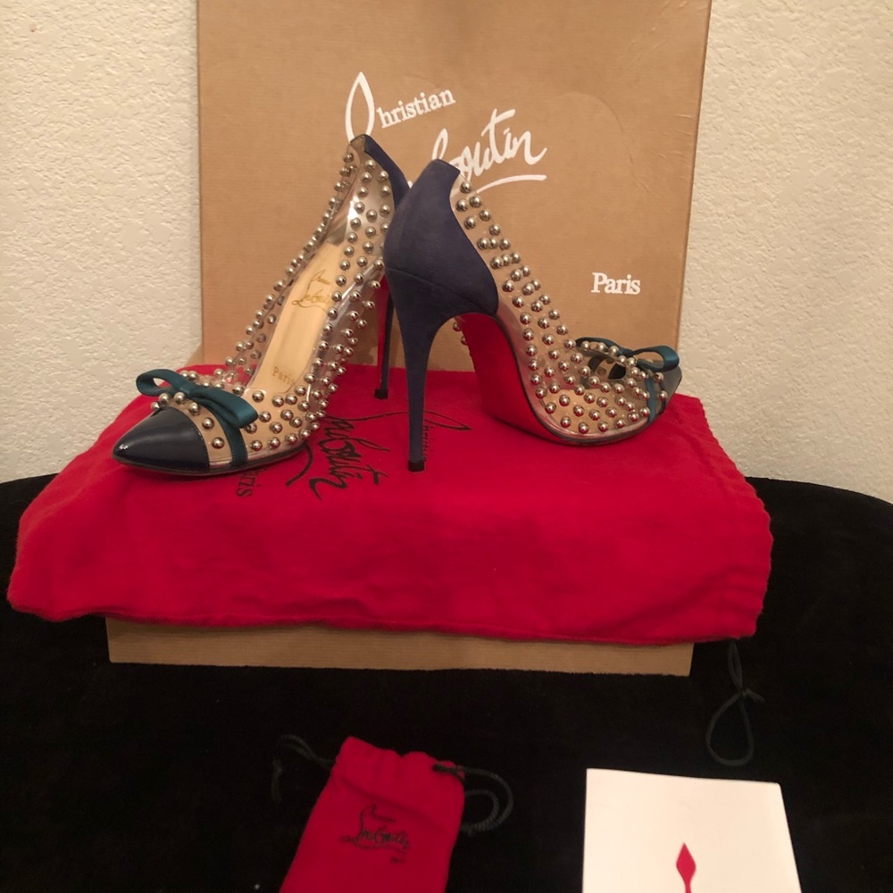 Christian louboutin. Size 37 worn once